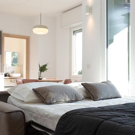 New Exclusive Melegnano Apartments- Near Train Station Exterior foto